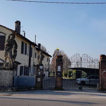 Appartamento Al Camino Торри-ди-Квартезоло Экстерьер фото