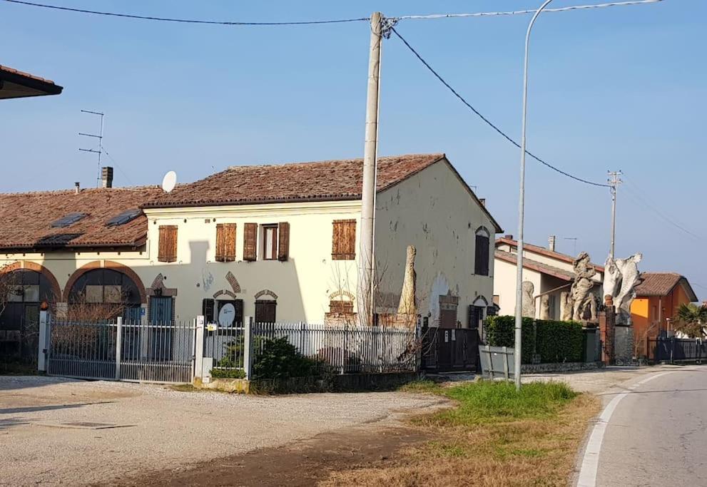 Appartamento Al Camino Торри-ди-Квартезоло Экстерьер фото